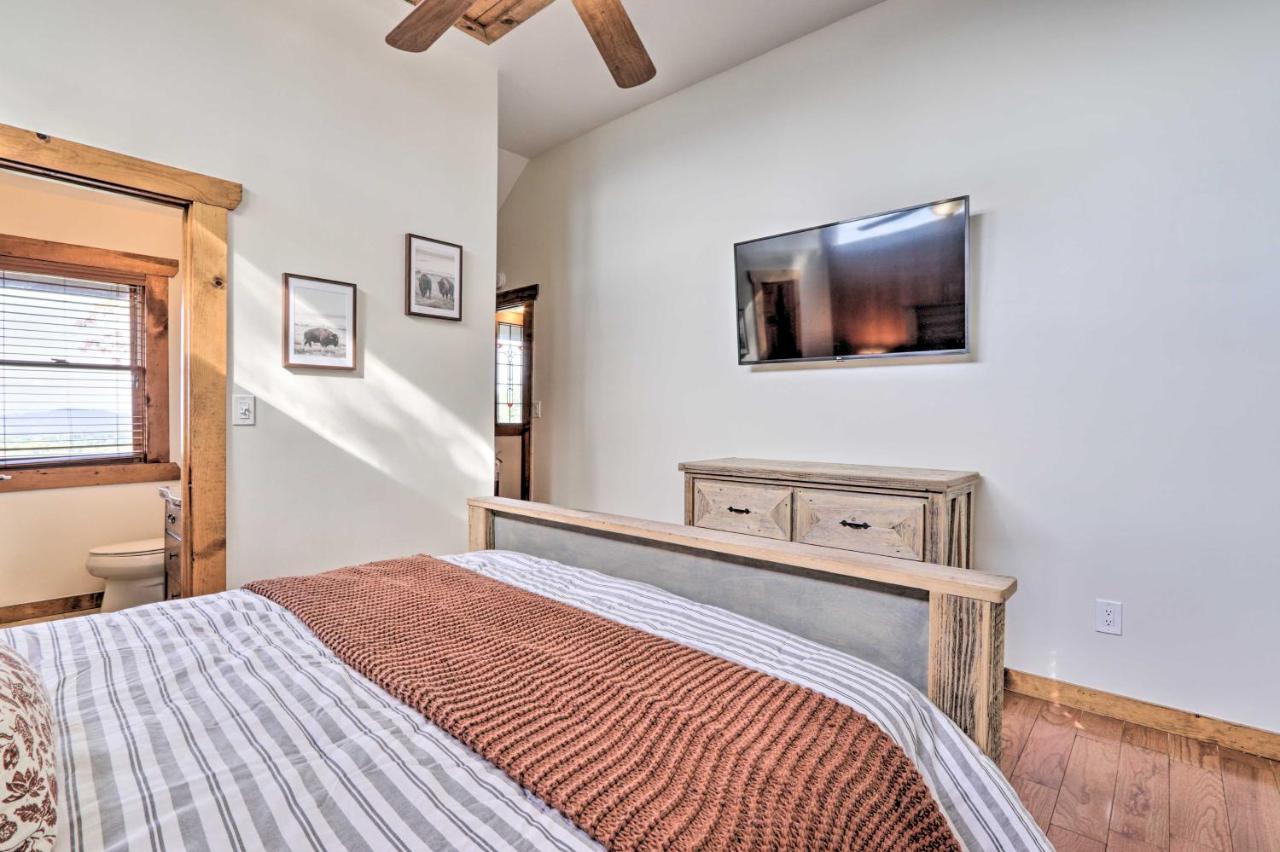 Upscale Gatlinburg Cabin Deck, Fire Pit And Hot Tub Dış mekan fotoğraf